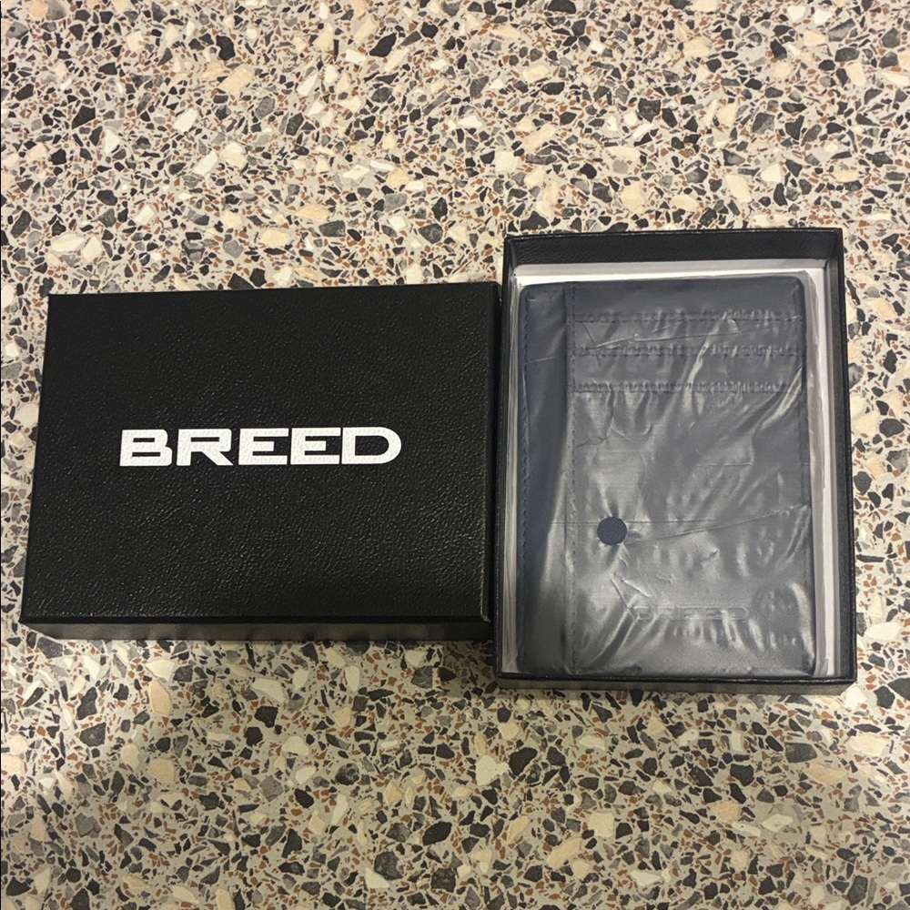 Breed Black Leather Card Holder